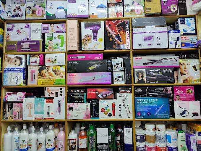 RAJ BEAUTY CENTRE